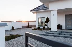 Haus bauen • die finanzierung • dokumente und bauvorschriften • das passende grundstück finden • der bauplan • die bauüberwachung • etappen der beim haus bauen gibt es einiges zu beachten. Grundstuck Fur Ein Einfamilienhaus Finden