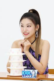 Pin De Felix S Deep Voice Em Korean Actress Singer Garotas Cantores Dancarina