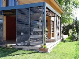 Panneaux Coulissants Brise Soleil De La Terrasse Maisons De Style De Style Moderne Par Tangentes Archite Terrasse Maison Moderne Terrasse Maison Idees Pergola