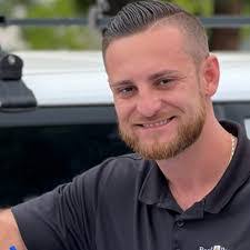 Ryan Huckabay's Instagram, Twitter & Facebook