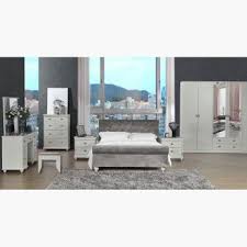 طقم غرفة نوم حجم كينج 6 قطع كلاسي Bedroom