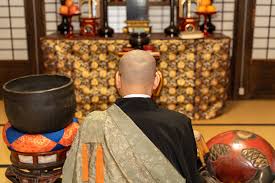The friends and relatives have to be informed of this beforehand so as not to send a. Japanese Funeral Etiquette 7 Things You Should Note Tsunagu Local