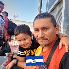 Únete a nuestro equipo! **Buscamos Técnico en Mantenimiento**. Si tienes  experiencia en **poda y mantenimiento**, ¡aplica ya! Envía tu CV al  7107-7271.