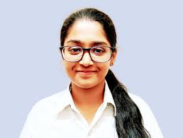 SHRIYA AGARWAL'S CAMPAIGN TO PROVIDE REUSABLE SANITARY PADS TO  UNDERPRIVILEGED GIRLS AND WOMEN. by MUN CHARITABLE TRUST