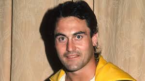 Massive pothole in Grove Park grows to size of a basketball, residents are  concerned