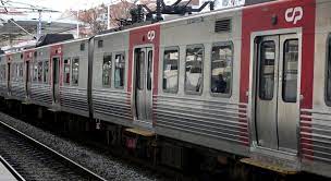 É uma empresa operadora de transporte ferroviário de passageiros, actuando em todo o território nacional e no estrangeiro. Cp Greve Suspende Quase Dois Tercos Dos Comboios Programados Ate As 12h00