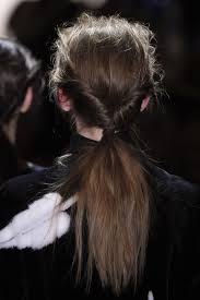 This is one of the easy and cute hairstyles to do with wet hair. Hairstyles You Can Do With One Hair Tie Easy Hair Ideas Spring 2015