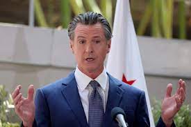 California's Newsom signs bill requiring social media firms' transparency | Reuters