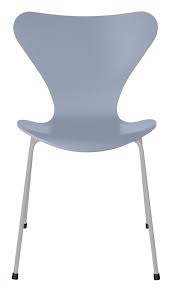 The series 7™ designed by arne jacobsen is by far the most sold chair in the history of fritz hansen and perhaps also in furniture history. Fritz Hansen Serie 7 Stuhl 3107 New Colours Lack Lavender Blue Nine Grey Von Arne Jacobsen 1955 Designermobel Von Smow De