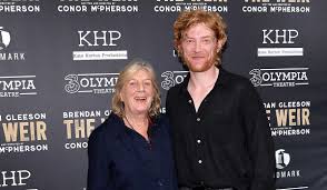 Em_louise leaks Explore Em Louises OnlyFans profile –