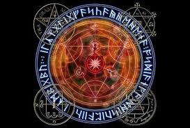 Ultrawolvesunderthefullmoon Sigils The Term Sigil Derives From The Latin Sigillum Meaning Seal Simbolos Ocultos Simbolos Espirituales Los Mitos De Cthulhu