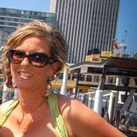 Nicki Avery's Instagram, Twitter & Facebook