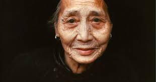 All About Eve: Reportage