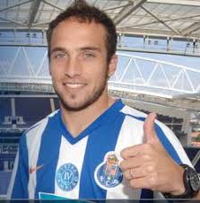Belluschi (ARG) :: Photos :: playmakerstats.com