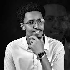 Bashaatuu Dinquu updated his profile...