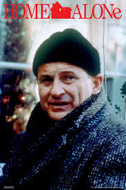 Home Alone Harry Lime Closeup Christmas Movie Kevin McAllister Wet Bandits  Holiday Film Cool Wall Decor Art Print Poster 12x18