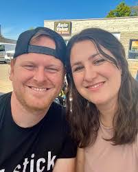 Bradley Llewellyn's Instagram, Twitter & Facebook