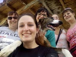 Amélie Pouliot and the crates are all checked in and everything is in order  for her round trip. Next time I'll see her it will be with Arturo, Fino,  Tania, Chaval and