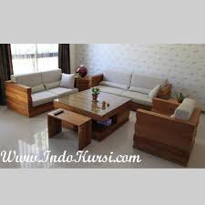 Biasanya sofa ini banyak dipakai untuk ruang tamu, ruang keluarga, dan ruangan lainnya. Pin Di Kkakak