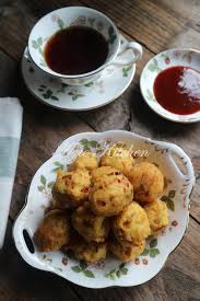 Cucur bulat ikan bilis | dalam video ini saya kongsikan cara membuat cucur bulat ikan bilis. Cucur Ikan Bilis Rangup Di Luar Dan Lembut Di Dalam Azie Kitchen