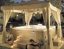 From diy hot tub privacy screens to structures that are a little more permanent, these ideas will kickstart your renovations, so you before you start putting these backyard hot tub privacy ideas into action, it's good to consider how your methods to achieve privacy. 12 Mesmerizing And Attractive Hot Tub Enclosure Ideas Organize With Sandy