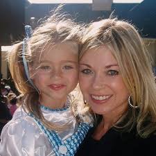 Marilyn Traub's Instagram, Twitter & Facebook