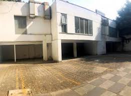 Locales Comerciales con más de 2 Estacionamientos en venta en Ciudad de  México