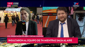 © 2019 ca últimas noticias | rif: Tn Todo Noticias Militantes K Hostigaron A Una Periodista De Tn Y Eltrece En La Presentacion Del Libro De Cristina Kirchner Facebook