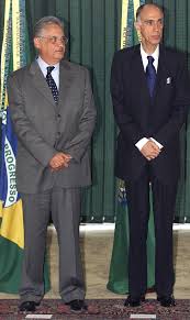He was elected in 2003 as the successor of roberto marinho in the academia brasileira de letras. Biografia Exalta Carater Conciliador De Marco Maciel Politica Estadao