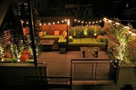 50 Gartenbeleuchtung Ideen Mit Party Lichterketten Aussen Dekoration Gram Dachterrasse Ideen Terrassen Lichterketten Lichterkette Draussen