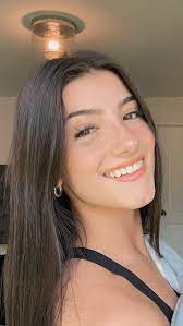 Charlie D Amelio Girl Celebrities Famous Girls The Most Beautiful Girl
