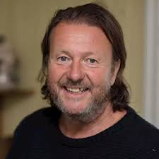 Svein østvik is the author of svein bak klovnemasken (3.00 avg rating, 1 rating, 0 reviews). Svein Jemtland Har Bedt Forsvarerne Om Ikke A Snakke Med Pressen