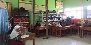 We did not find results for: 73 66 Persen Ruang Kelas Sd Di Tasikmalaya Rusak Merdeka Com