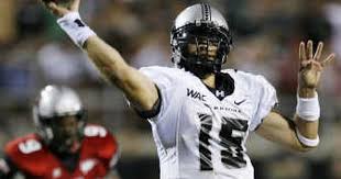 Brennan is one of the most celebrated players in hawaii football history. Brennan Has Blossomed In Hawaii The Spokesman Review