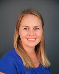 Mindy Mckee's Instagram, Twitter & Facebook