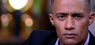 ما نشر على لسانى بشأن الفنان محمد رمضان غير صحيح، فأنا لم أقل أنه مفيش نمبر وان فى مصر ومحمد رمضان لا يستحق هذا اللقب. Ø¨Ø§Ù„ÙÙŠØ¯ÙŠÙˆ Ù…Ø­Ù…Ø¯ Ø±Ù…Ø¶Ø§Ù† ÙŠØ¨ÙƒÙŠ Ø¹Ù„Ù‰ Ø§Ù„Ù‡ÙˆØ§Ø¡ ÙˆØ§Ù„Ø³Ø¨Ø¨ Ø®Ø¨Ø± ÙÙŠ Ø§Ù„ÙÙ†