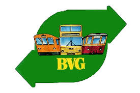 Mit der neuen initiative der berliner verkehrsbetriebe (bvg) sollen flüchtlinge zu busfahrern ausgebildet werden und somit in den arbeitsmarkt eintreten und die personallücken füllen helfen. Berliner U Bahn