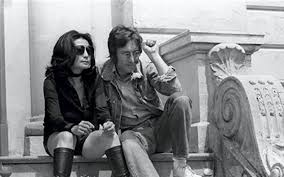 Il appelle sa bière « John Lemon »… Un Breton sommé par Yoko Ono de la retirer des ventes