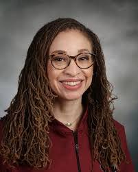 Alexis Gilchrist's Instagram, Twitter & Facebook