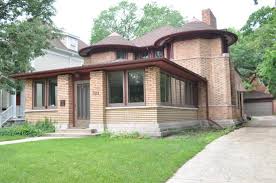 The rollin furbeck residence was constructed in 1897 of light tan brick and colored wood trim. George W Furbeck House Picture Of Wright Plus Architectural Housewalk Oak Park Tripadvisor