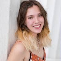 Suzanne Dunning's Instagram, Twitter & Facebook