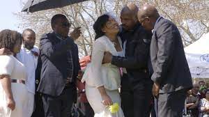 Dumi died in the hospital on the 3rd of august. Dumi Masilela And Wife Shefalitayal