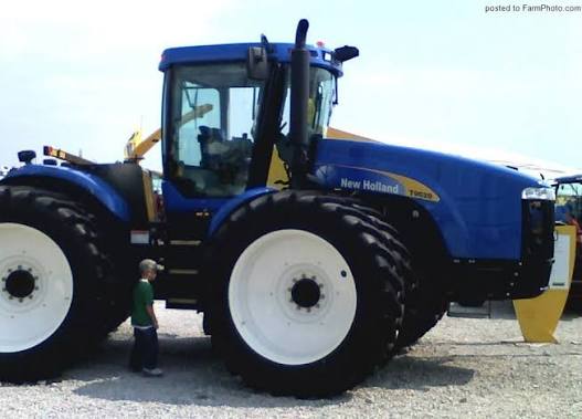 New Holland T9.020 Tractor