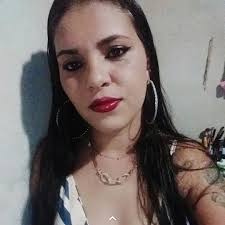 It 's not finished yet , but I think this quilt I 'm making for my niece  will be perfect , do you like this pattern my inspiration came from this  pattern