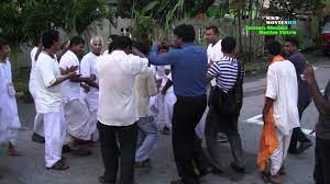 2001 yil 8 martda 26 yoshli hindistonlik qurilish ishchisi va uning do'sti kampung semarakdagi uylariga qaytishmoqda jalan klang lama 22.30 da mototsiklda. Taman Medan Ry Kl Bvns 180911 Youtube