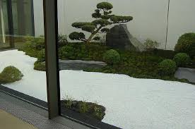 Zengarten Im Innenhof Eines Neubaus In Hannover Oase Der Stille Zen Garten Japanischer Garten Zengarten