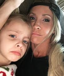 Lynne Blanton's Instagram, Twitter & Facebook