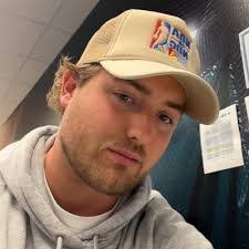 John Kinzer's Instagram, Twitter & Facebook