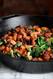 Meatless Monday Mexican Sweet Potato Hash With Black Beans And Spinach Feed Me Phoebe Mexican Sweet Potatoes Sweet Potato Hash Recipe Sweet Potato Hash