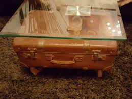 Couchtisch Aus Altem Koffer 4 Rollen Vom Flohmarkt Und Einer Glasplatte Vom Sperrmull Alte Koffer Koffer Upcycling